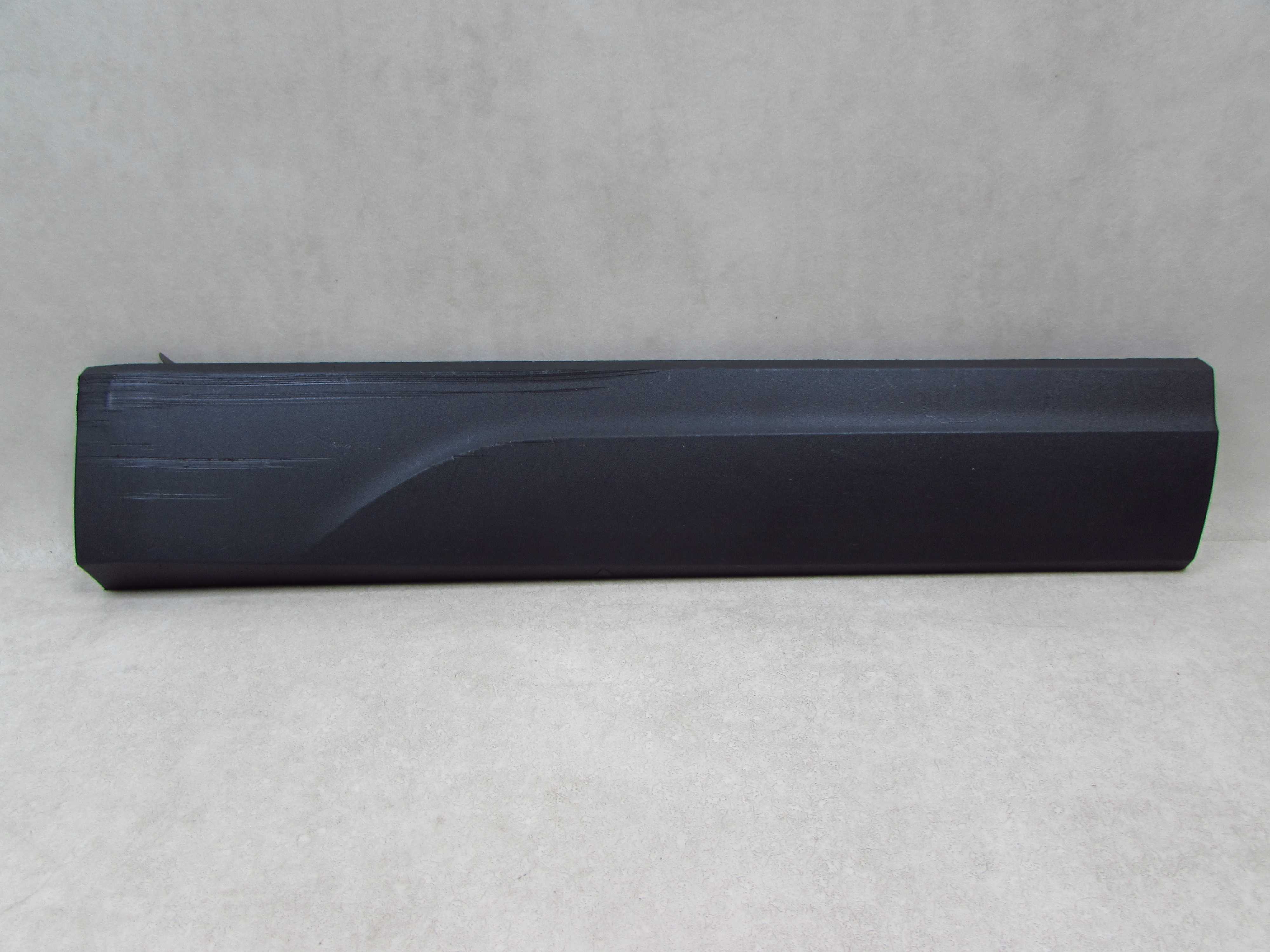 AUDI Q5 8R 08-18 LISTWA NAKLADKA DRZWI PRAWY TYL 8R0853970E