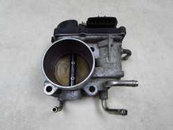 TOYOTA CAMRY VI RAV4 2.4 VVTI 00-06 PRZEPUSTNICA POWIETRZA 22030-28030