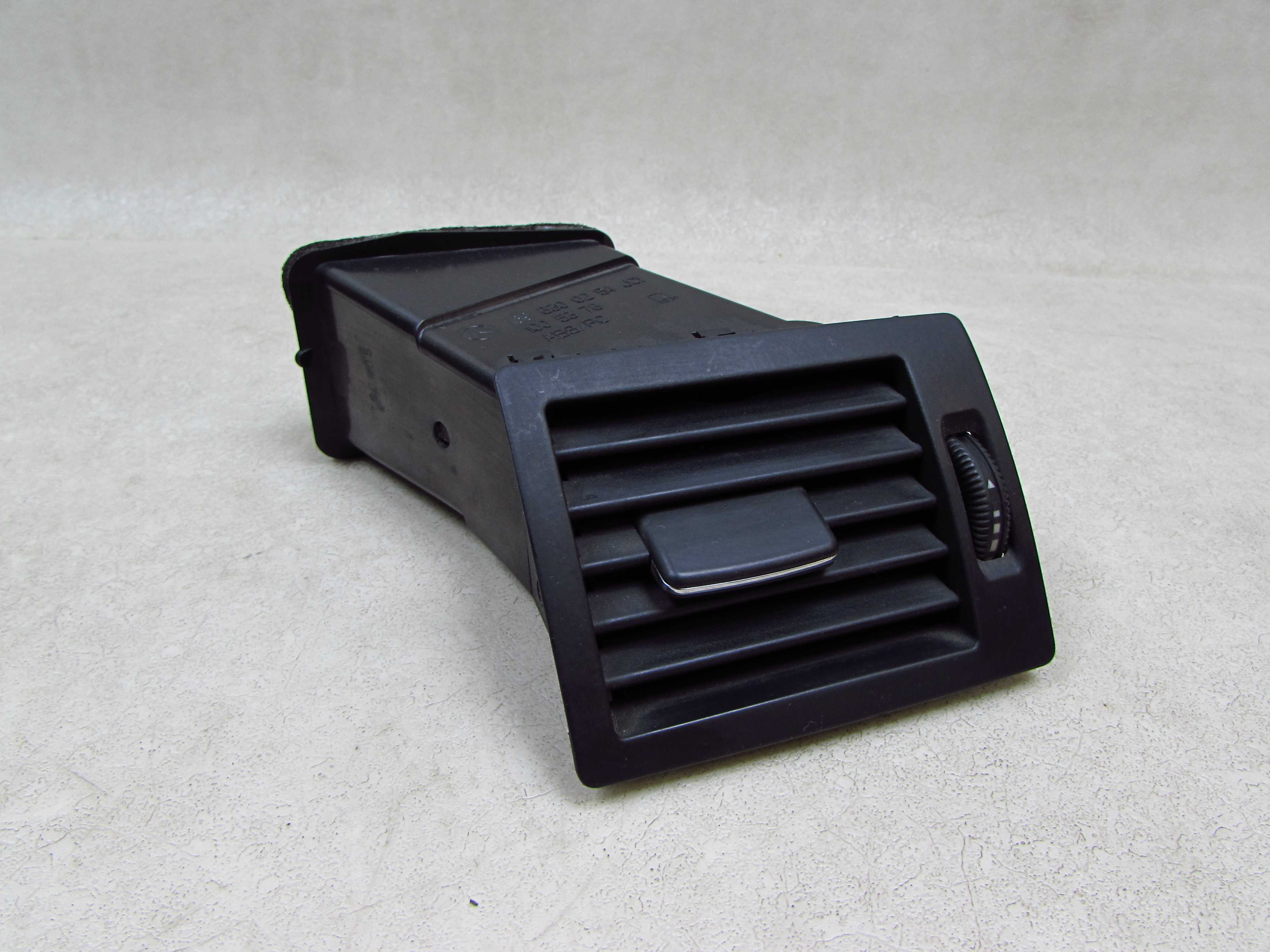 MERCEDES A KLASA W169 W245 04-12 KRATKA NAWIEWU PRAWA A1698300254