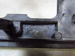 MERCEDES E KLASA W210 95-02 RAMKA OSLONA DEKOR PANELU NAWIEWU RADIA A2106830308