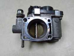 OPEL ASTRA H 1.6 16V 04-14 PRZEPUSTNICA POWIETRZA 055559227 253784924
