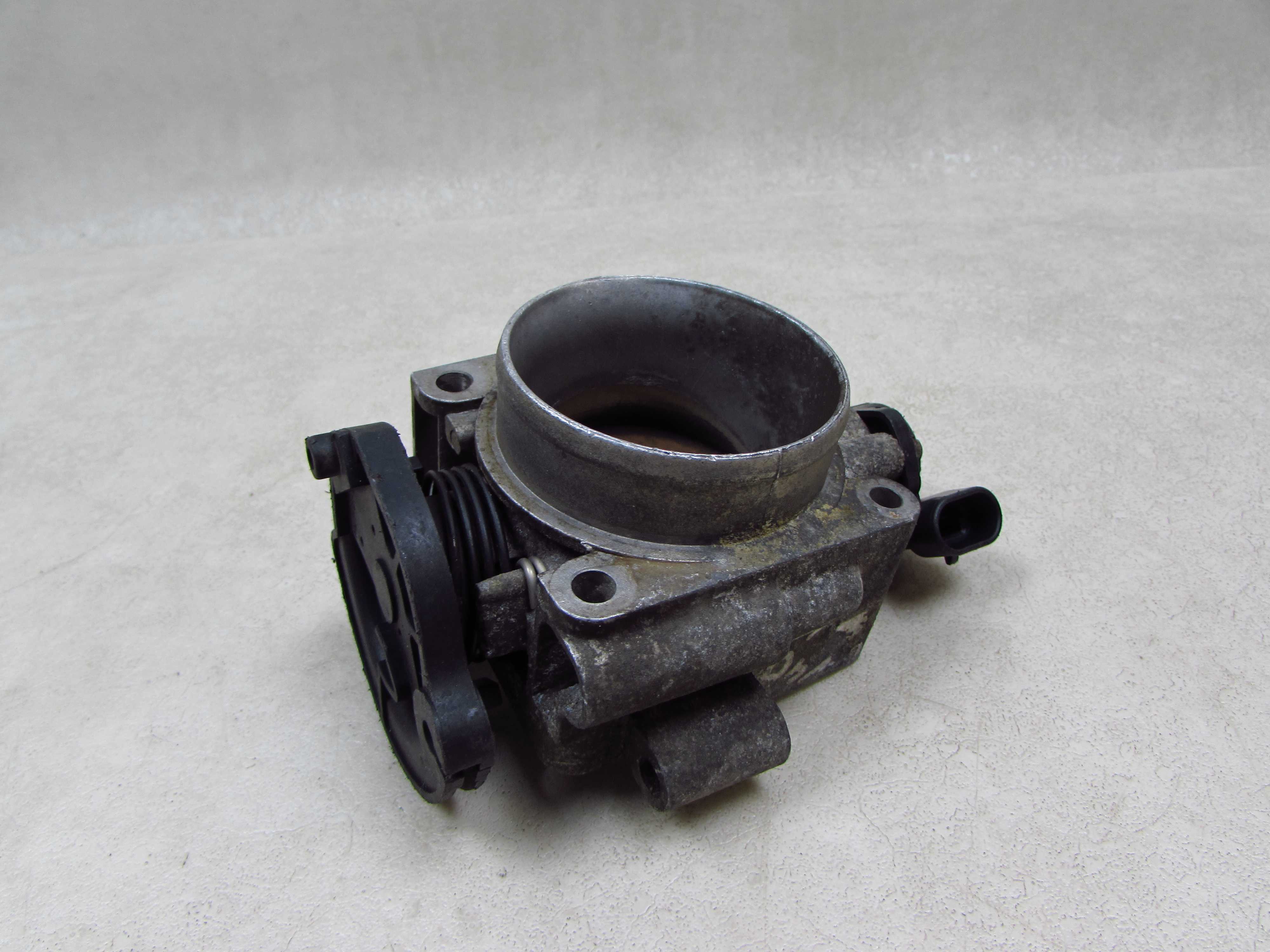 VOLVO S40 V40 I 1.8 2.0 16V 95-04 PRZEPUSTNICA POWIETRZA 1270311