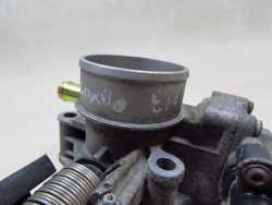 TOYOTA COROLLA VIII E11 97-02 1.4 1.6 PRZEPUSTNICA POWIETRZA 22270-22050