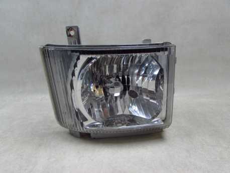 ISUZU N35 N75 NPR NQR 07-18 LAMPA REFLEKTOR PRZOD PRAWY UK