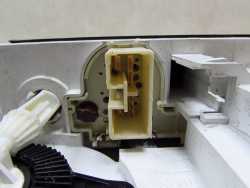 ISUZU N75 NPR NQR NKR 5.2 D PANEL NAWIEWU USZKODZONY