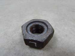 ISUZU NPR NQR NKR N75 SZPILKA NAKRETKA KOLA LEWY PRZOD 18mm