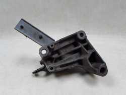 VOLVO XC90 LIFT 2.4 D5 07-14 LAPA PODUSZKA SILNIKA 30741583