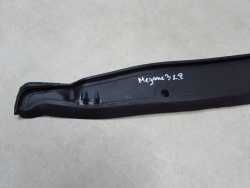 RENAULT MEGANE III 08-16 WYGLUSZENIE BLOTNIKA LEWE 631130005r