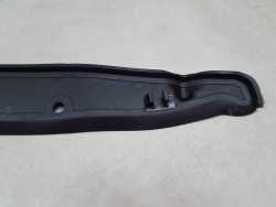 RENAULT MEGANE III 08-16 WYGLUSZENIE BLOTNIKA PRAWE 631120005r