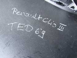 RENAULT CLIO III ZDERZAK PRZOD HALOGENY KPL TED69 185 06-10
