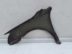 TOYOTA AVENSIS T25 LIFT 06-08 BLOTNIK PRZOD PRAWY 209