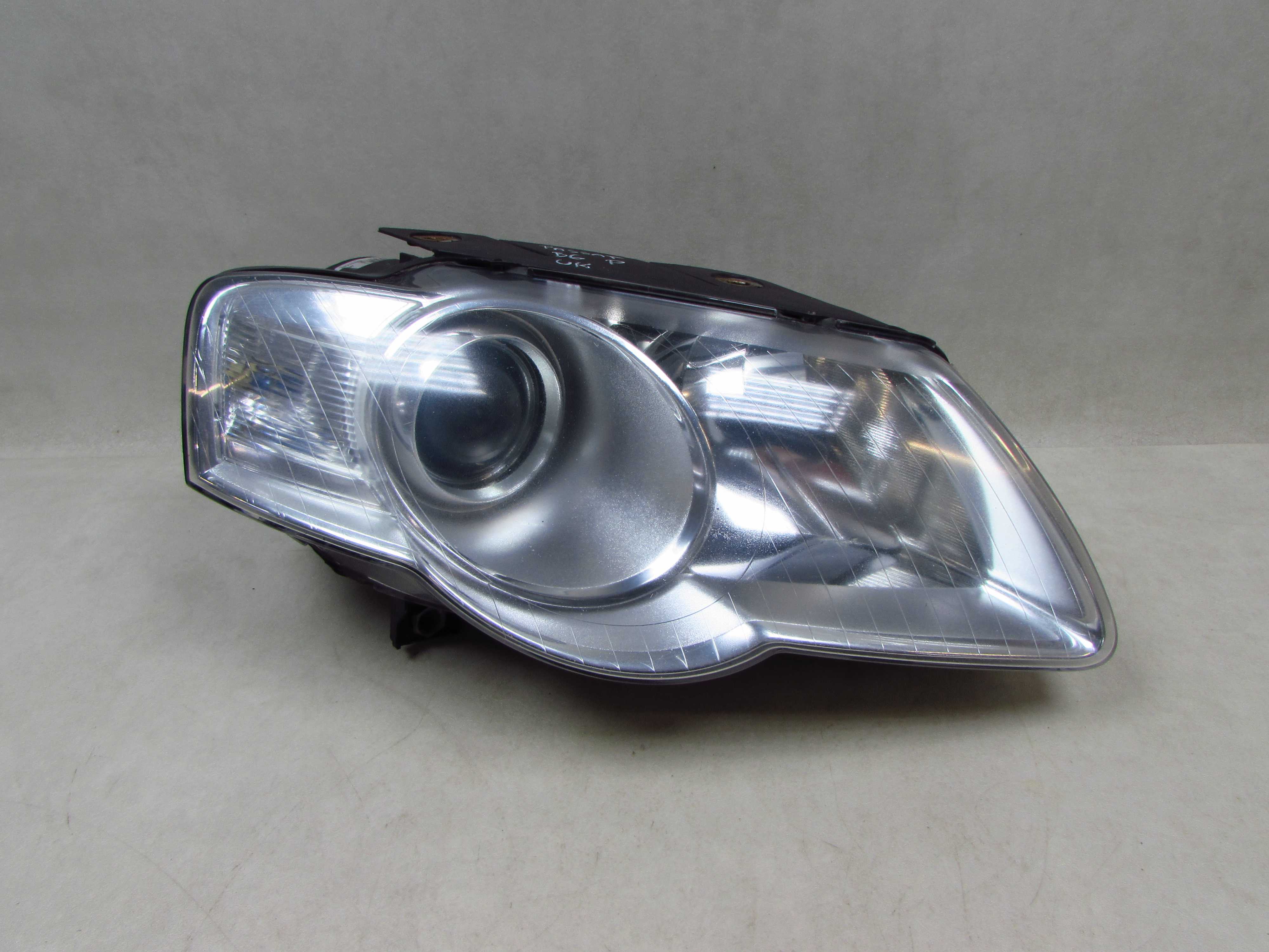 VW PASSAT B6 05-10 LAMPA PRZOD PRAWA 3C0941006 UK