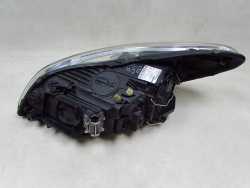 VOLVO C30 LIFT 09-12 LAMPA REFLEKTOR PRZOD PRAWA UK / EU