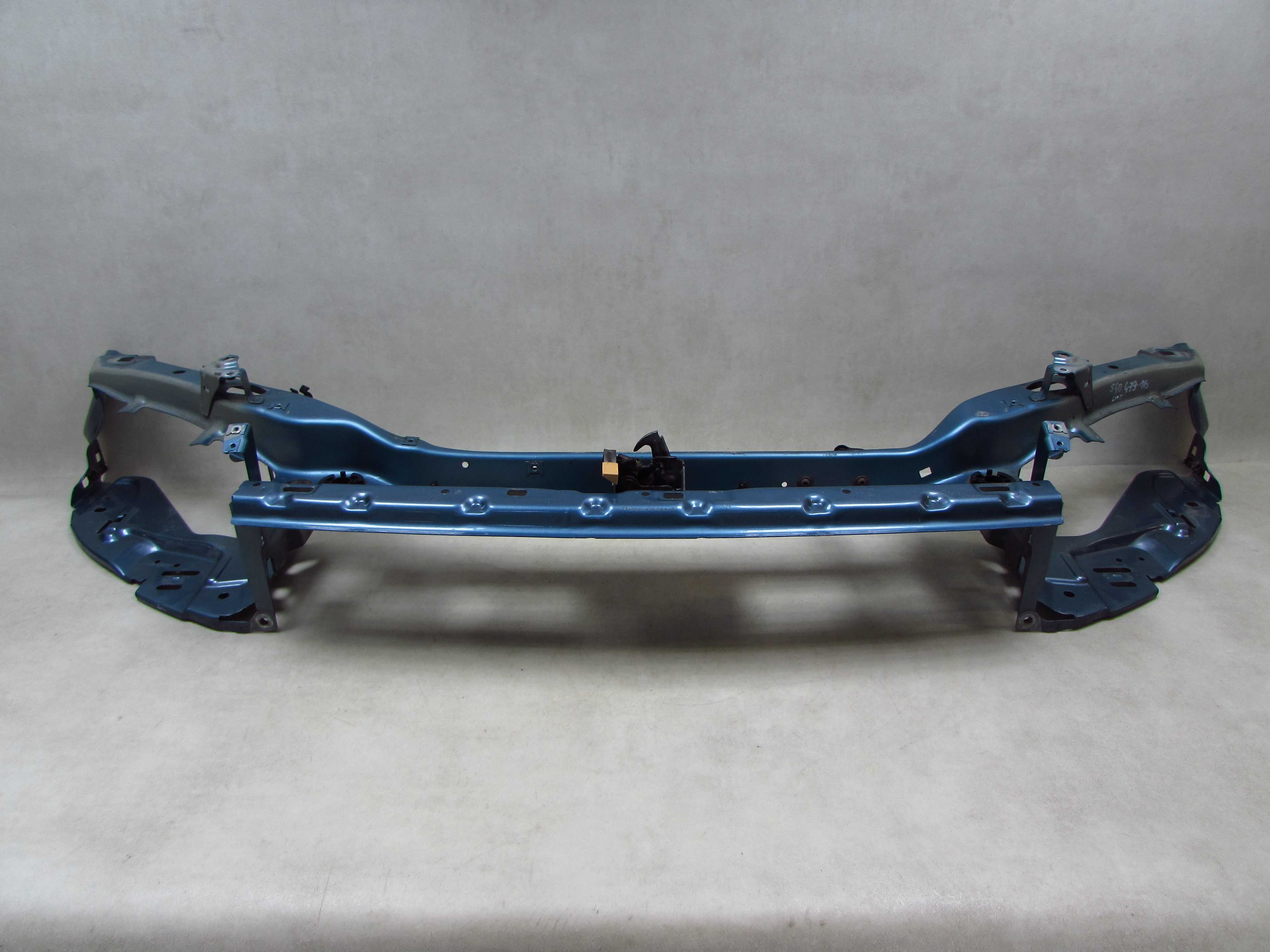 VOLVO C30 S40 II V50 C70 04-13 PAS PRZEDNI WZMOCNIENIE CZOLOWE OKULAR 479-46