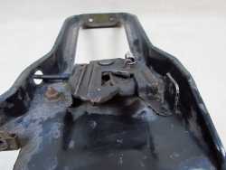 JEEP CHEROKEE KJ LIBERTY LIFT 05-07 WZMOCNIENIE PAS PRZEDNI ZAMEK MASKI