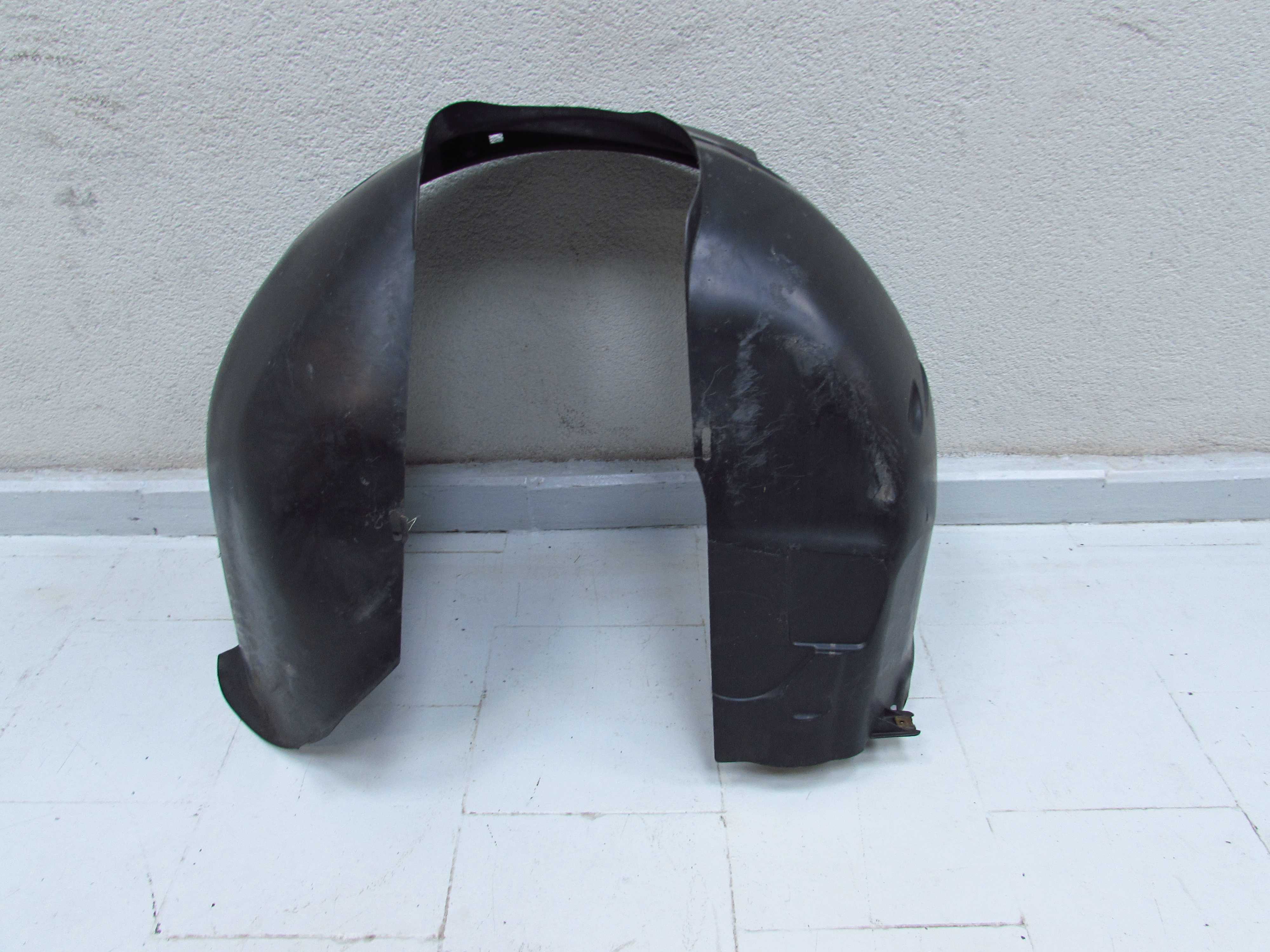 VOLVO C30 LIFT R-DESIGN 10-13 NADKOLE PRZOD PRZEDNIE LEWE