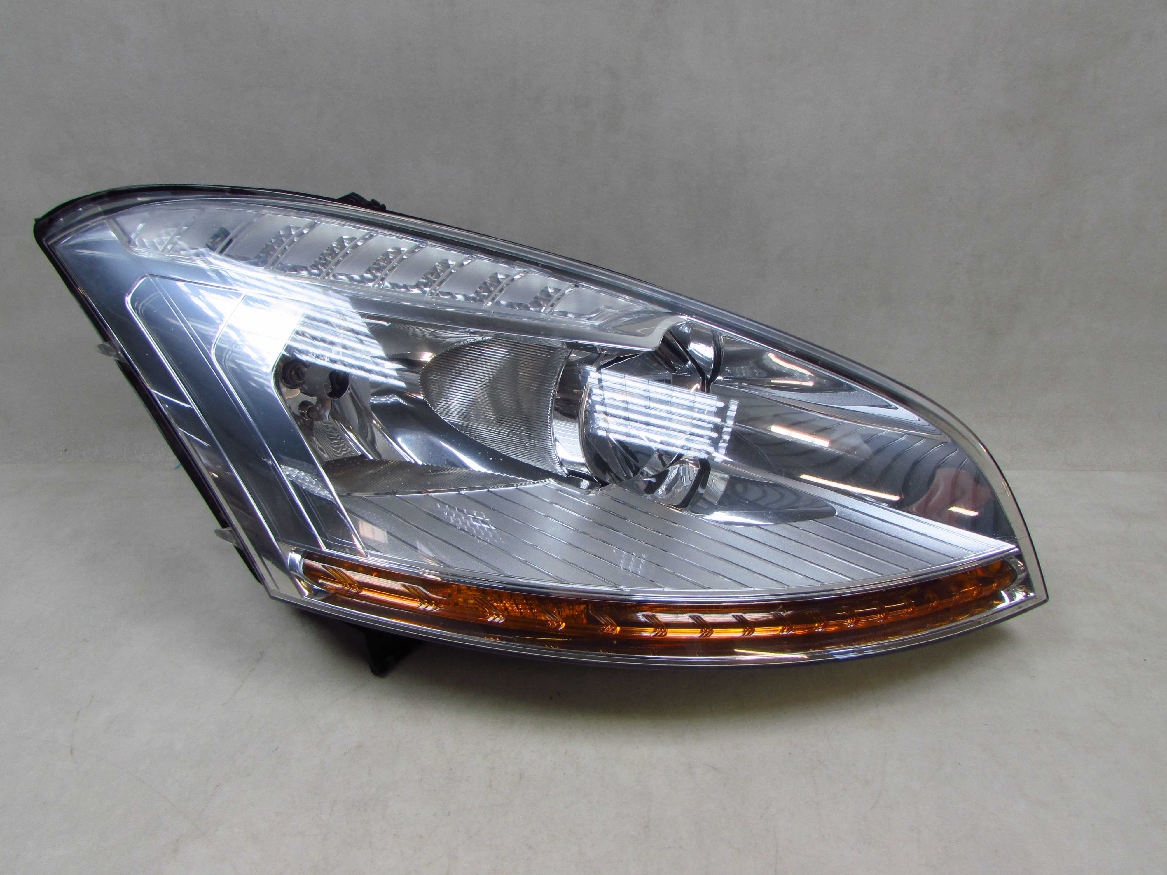 CITROEN C4 PICASSO GRAND 06-13 LAMPA REFLEKTOR PRZOD PRAWY UK