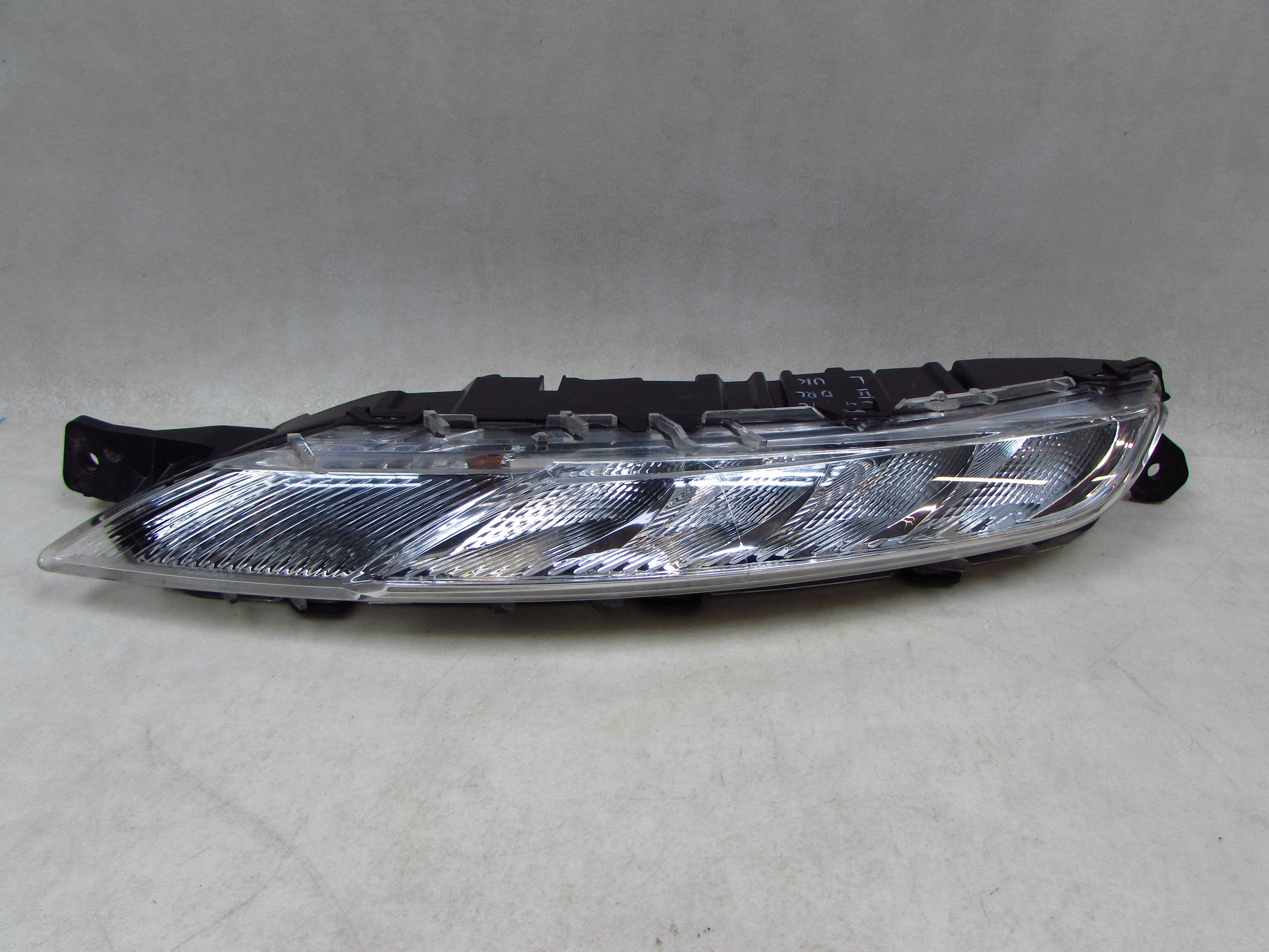 CITROEN C4 II GRAND PICASSO 13-17 LAMPA DRL LEWA SWIATLO DO JAZDY DZIENNEJ 9676036380