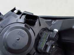 RENAULT SCENIC III 09-13 LAMPA PRZOD PRAWA REFLEKTOR UK 89902927 260100024