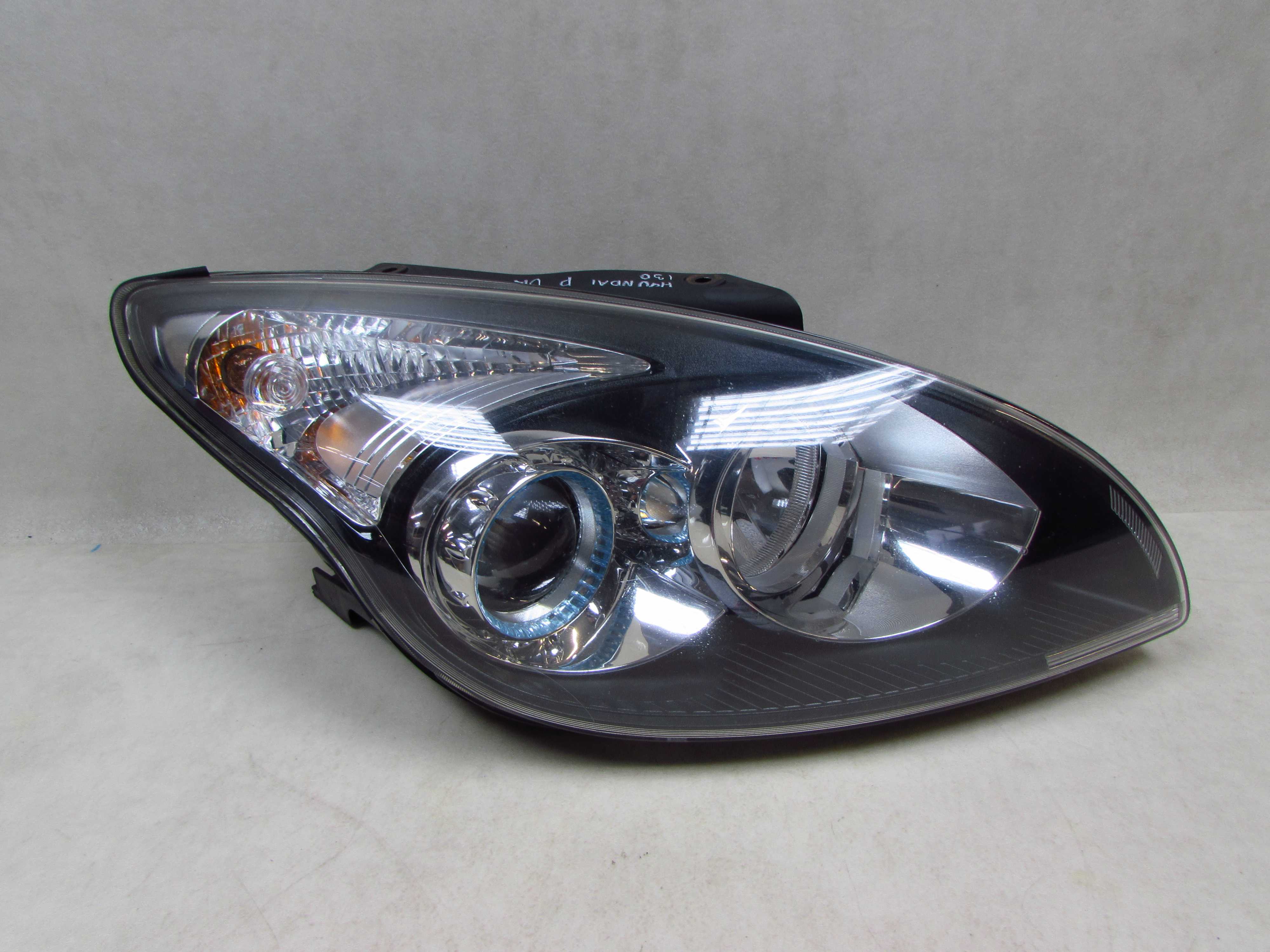 HYUNDAI I30 LIFT 10-12 LAMPA PRZOD PRAWA REFLEKTOR UK 92102-2R010