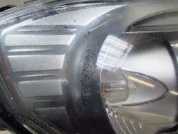 VOLVO S60 II V60 10-13 LAMPA REFLEKTOR PRZOD PRAWY XENON UK USZKODZONY 31299993