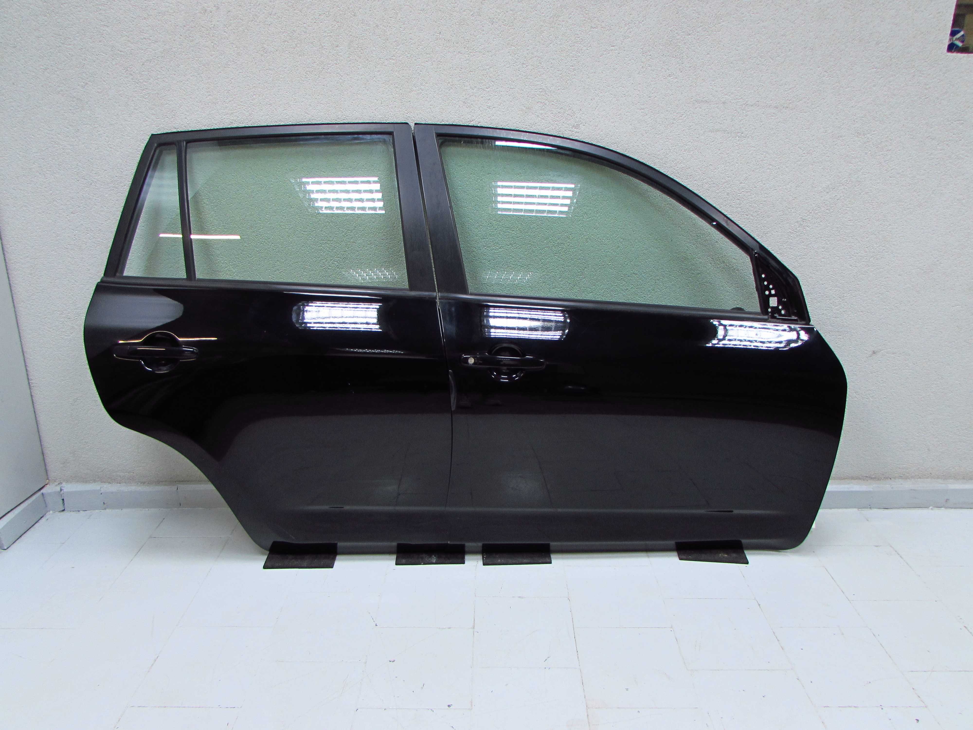 TOYOTA RAV4 III 06-09 DRZWI TYL PRAWY KPL SZYBA 202