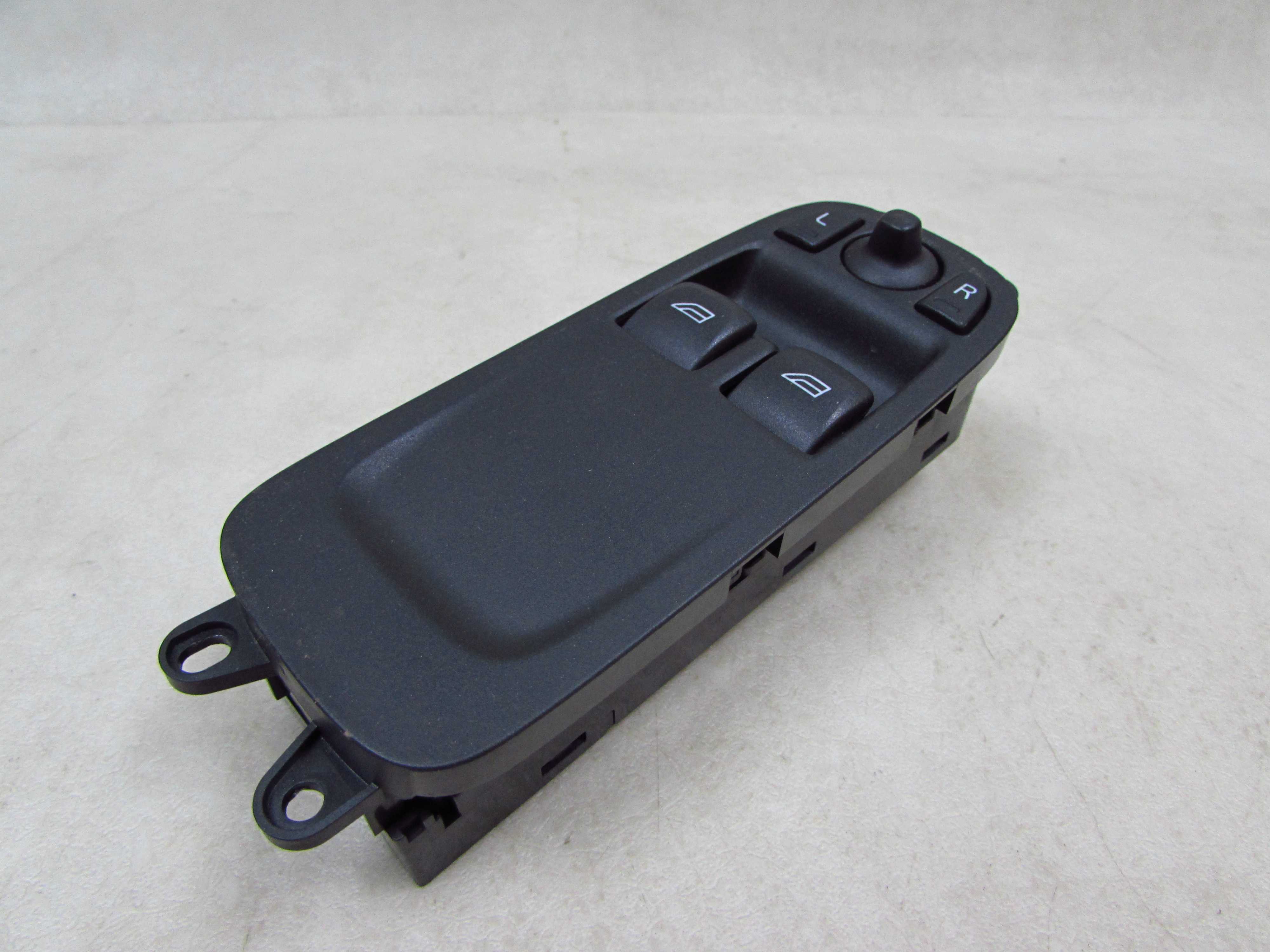 VOLVO C30 06-13 PANEL PRZELACZNIK SZYB LUSTEREK 31264925