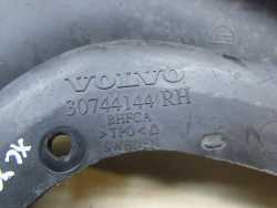VOLVO XC70 II V70 III 06-16 CHLAPACZ TYL PRAWY 30744144