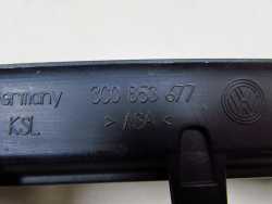 VW PASSAT B6 05-10 KRATAKA ATRAPA ZASLEPKA SRODKOWA ZDERZAKA 3C0853677