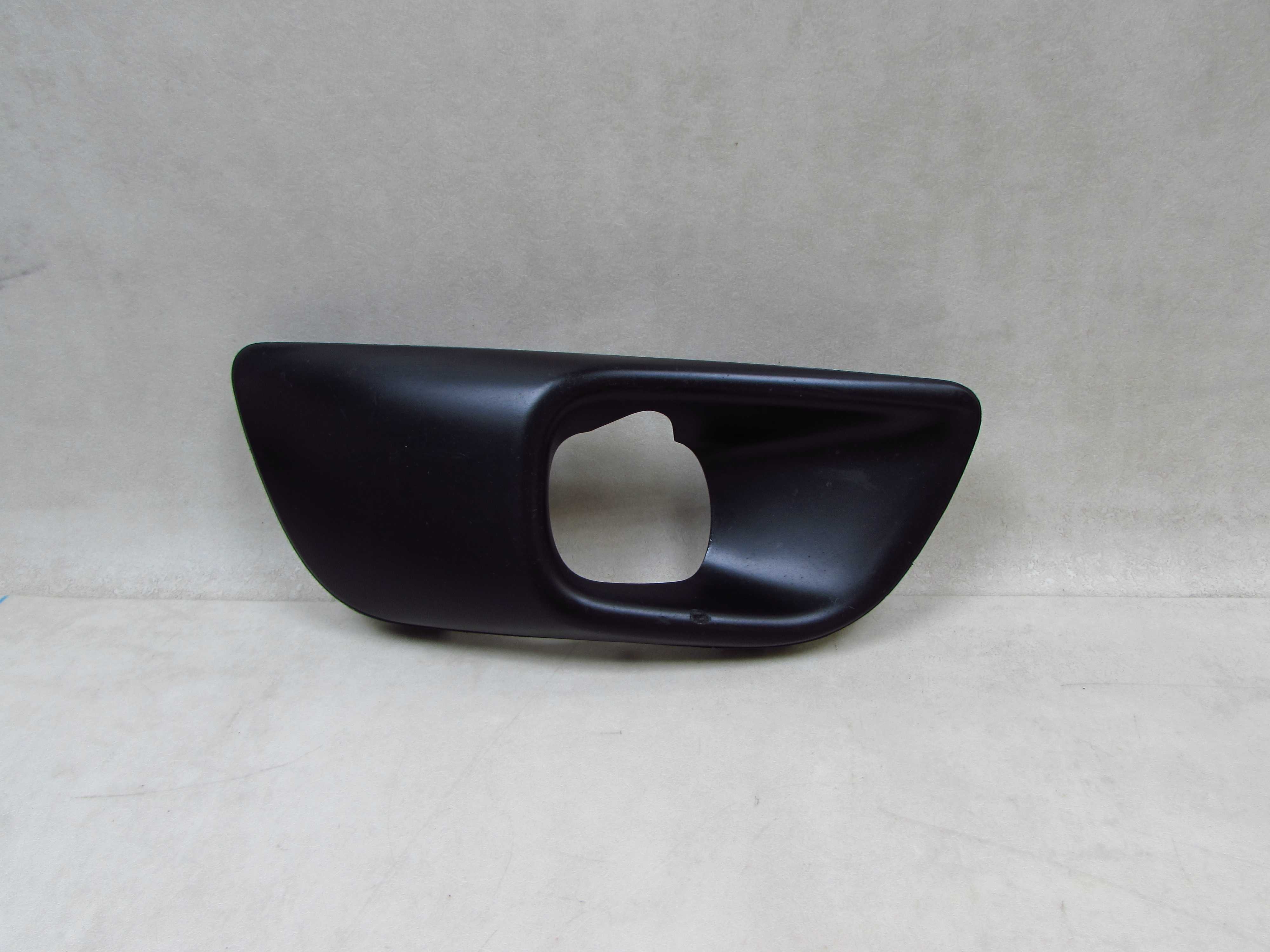 CITROEN C4 II GRAND PICASSO 13-17 KRATKA ATRAPA ZASLEPKA HALOGENU PRAWA 9801674477