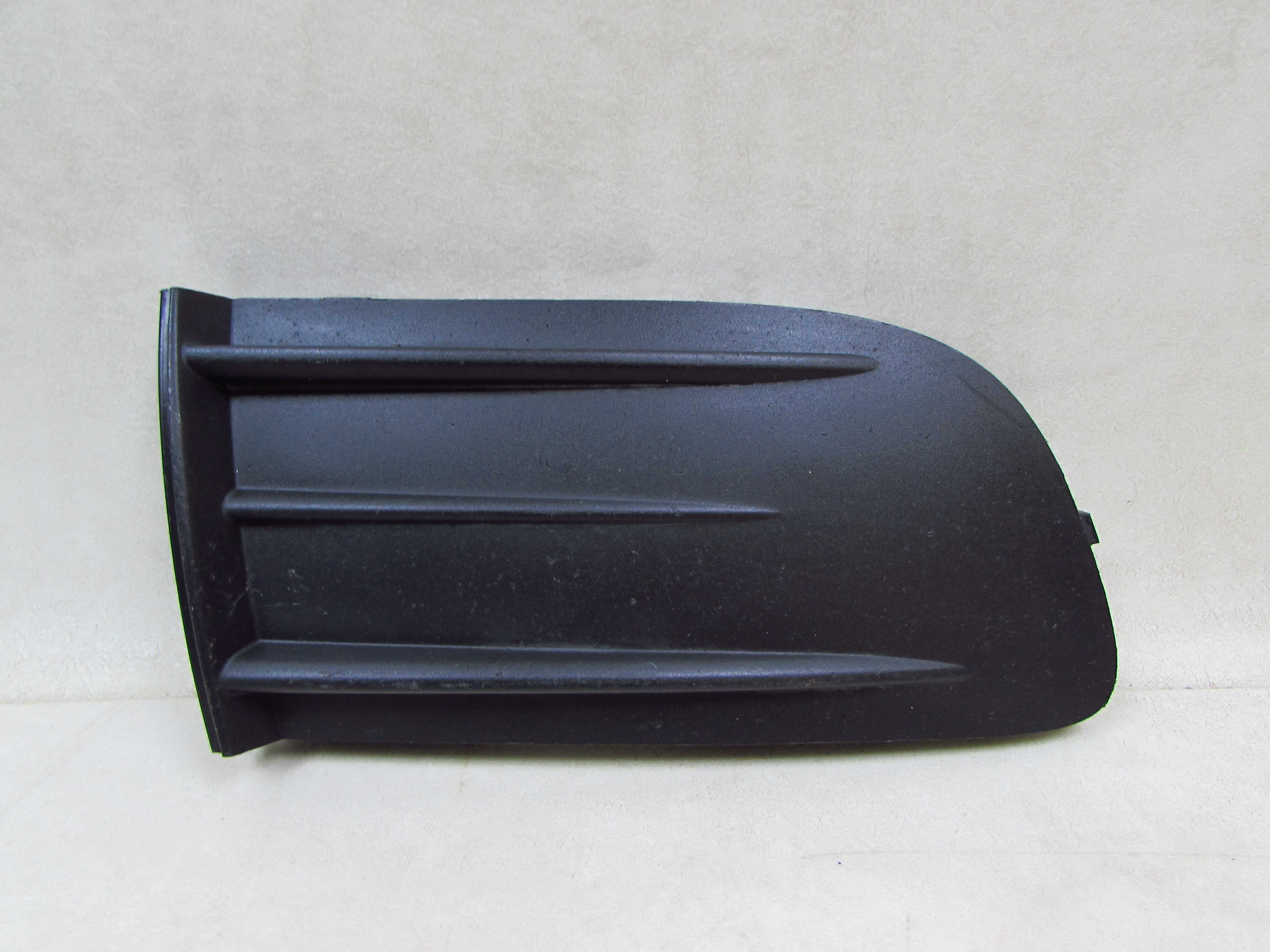 SKODA OCTAVIA II 04-10 KRATKA ATRAPA ZDERZAKA PRAWA 1Z0807368