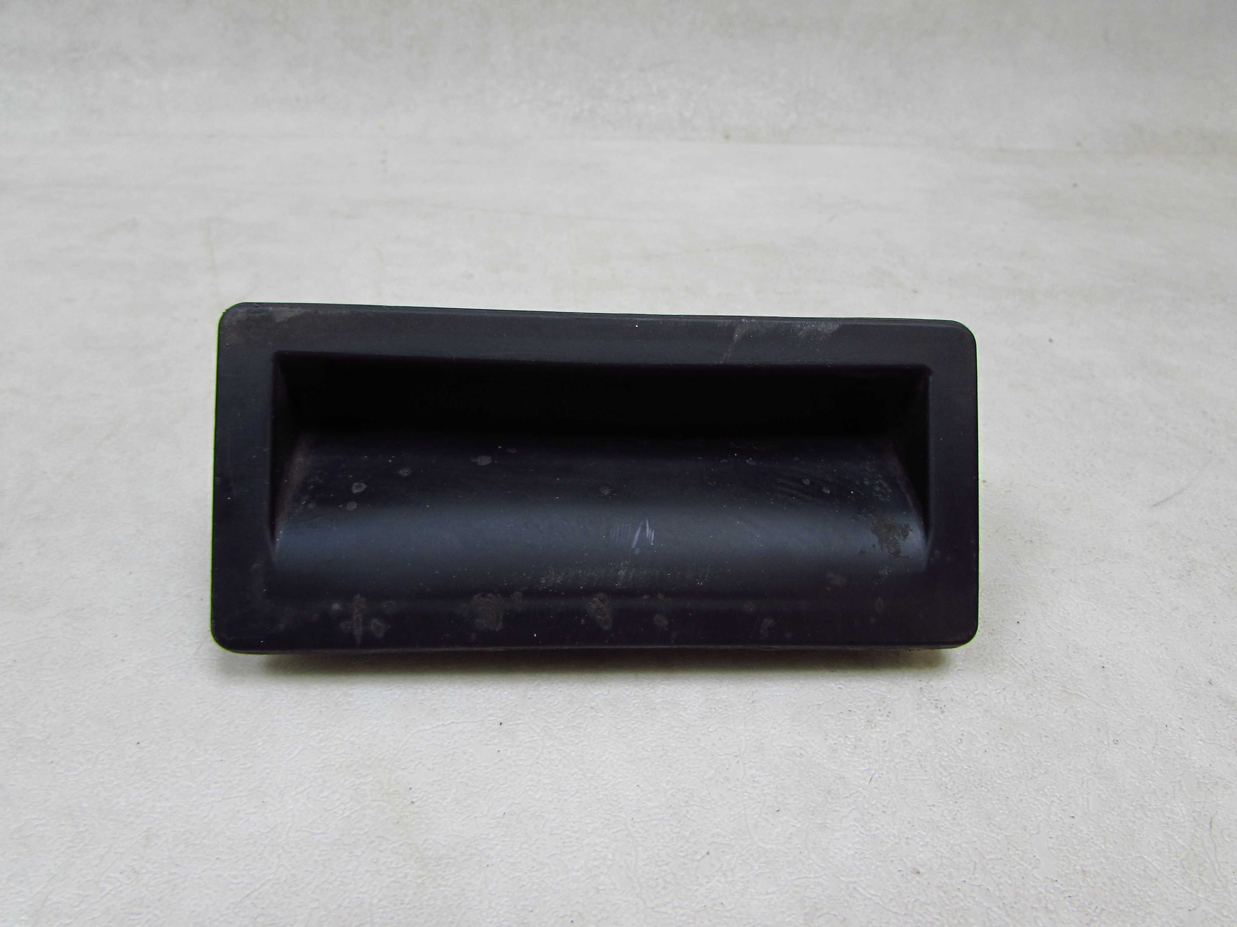 VW TIGUAN 5N0 07-11 AUDI A4 B8 A5 8T Q3 A3 8V MIKROSTYK KLAMKA KLAPY BAGAZNIKA TYL 5N0827566