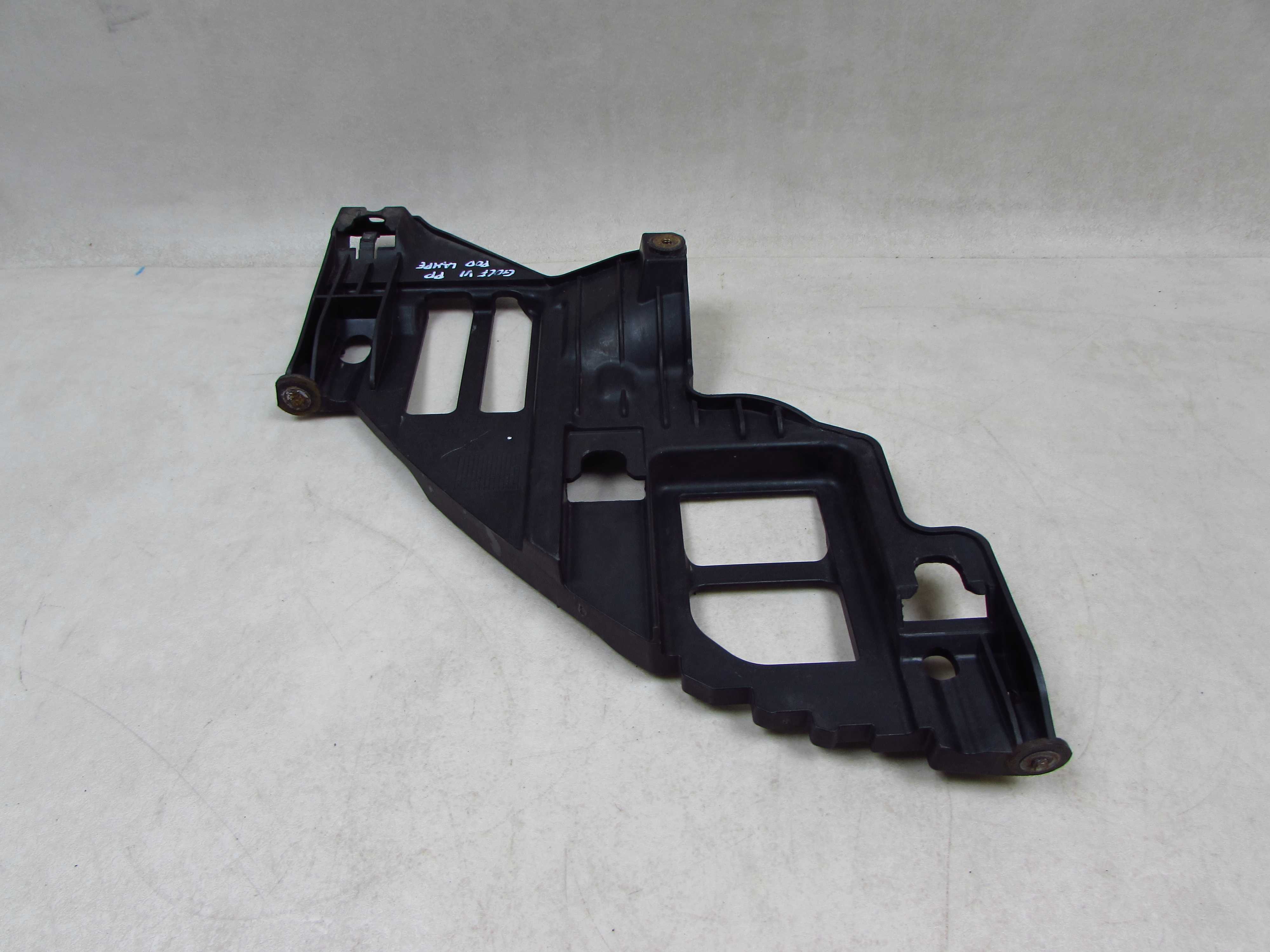 VW GOLF VI 08-12 WSPORNIK MOCOWANIE LAMPY PRAWY 5K0807228A