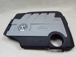 VW 2.0 TDI CAG POKRYWA OSLONA SILNIKA GORNA 03L103925D