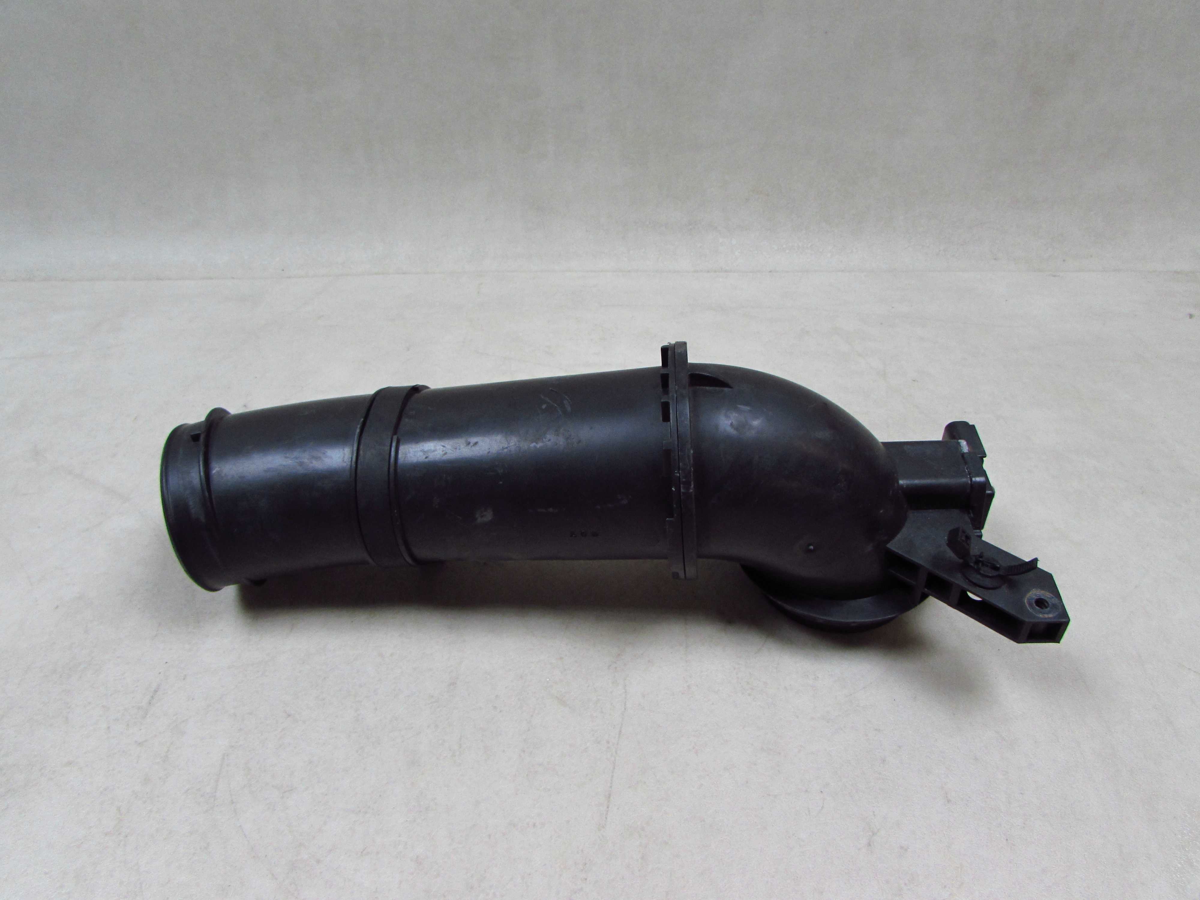 VOLVO C70 C30 S40 V50 2.0 RURA PRZEWOD POWIETRZA PRZEPLYWOMIERZ 76894836 7M51-12B579-BB