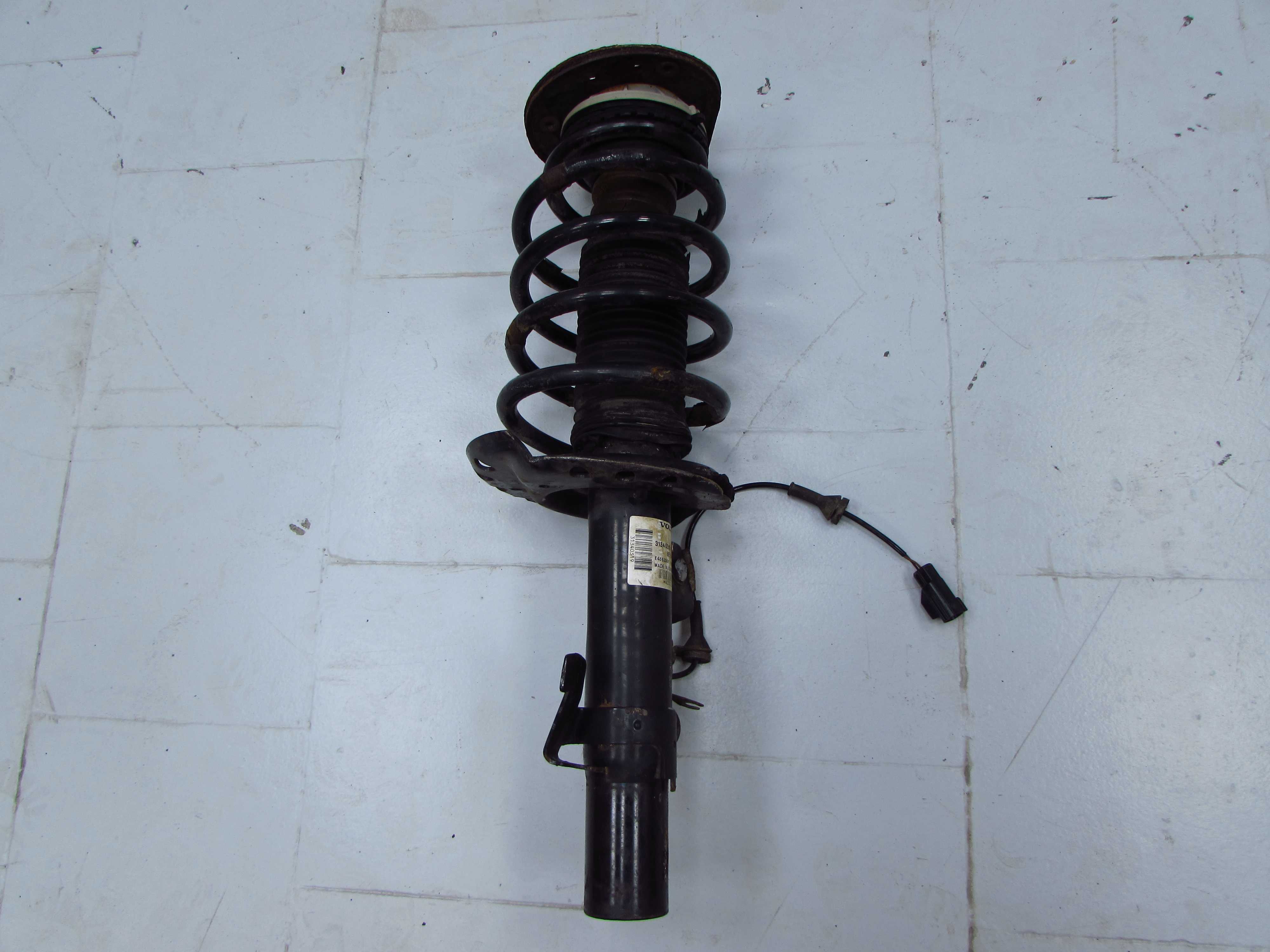 VOLVO XC70 III S80 II V70 III 07-16 MCPERSON AMORTYZATOR AKTYWNY IDS FOUR-C PRAWY PRZOD 31340319