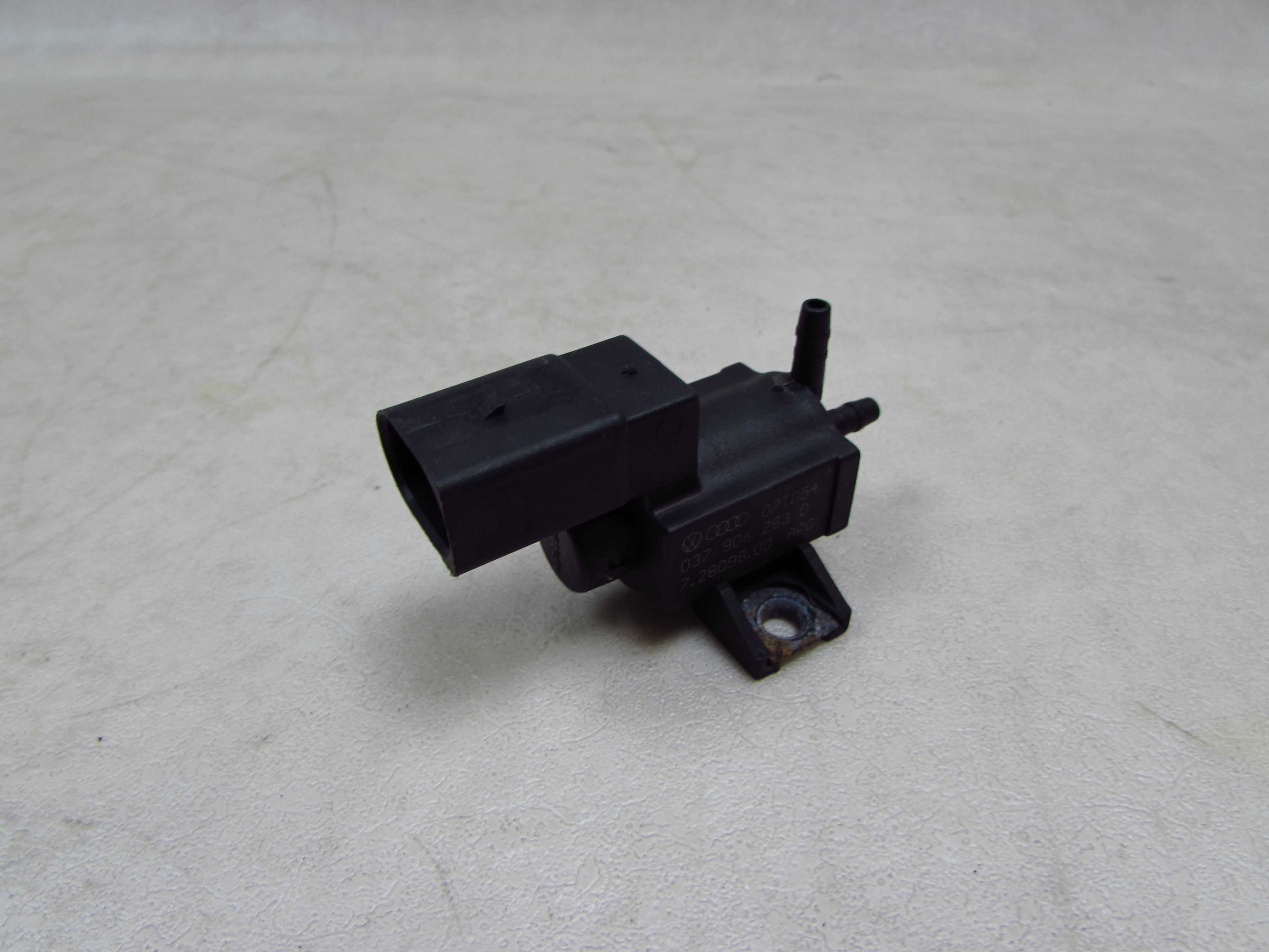 VW AUDI SEAT SKODA ZAWOR PODCISNIENIA 037906283D