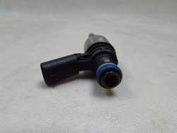 VW AUDI SEAT SKODA 1.8 TFSI WTRYSK WTRYSKIWACZ PALIWA 06H906036B 0261500033