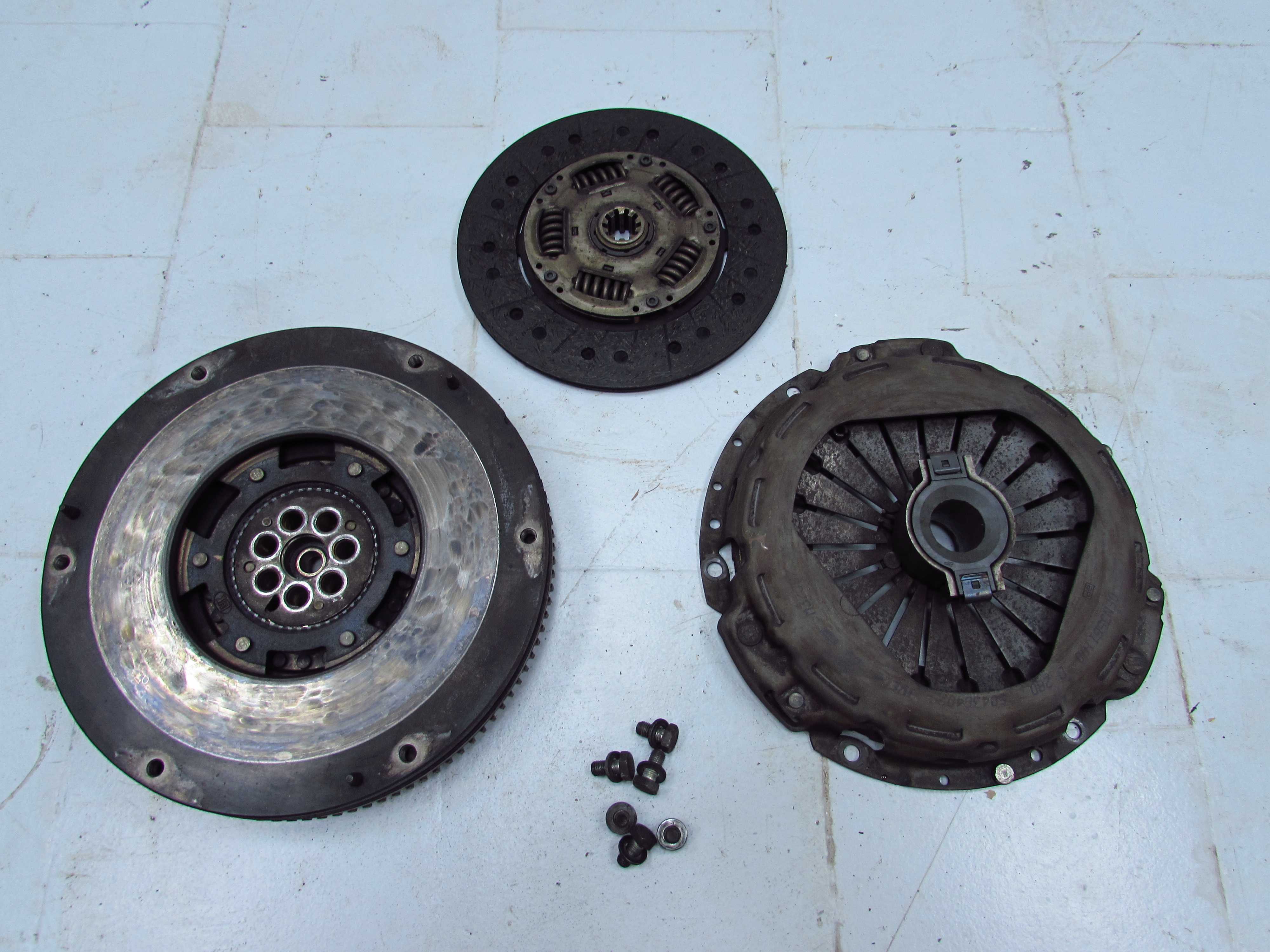 IVECO DAILY IV LIFT 2.3 10-18 KOLO DWUMASOWE SPRZEGLO LUK 504386357 7mm