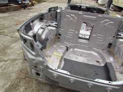 VOLVO C70 II 06-13 CWIARTKA BLOTNIK TYL LEWY 477