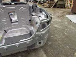 VOLVO C70 II 06-13 CWIARTKA BLOTNIK TYL PRAWY 477