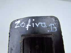 OPEL ZAFIRA B 05-14 ROLETA BAGAZNIKA