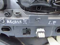 RENAULT MEGANE III KOMBI 08-16 BOCZEK DRZWI PRZOD LEWY 809010639R