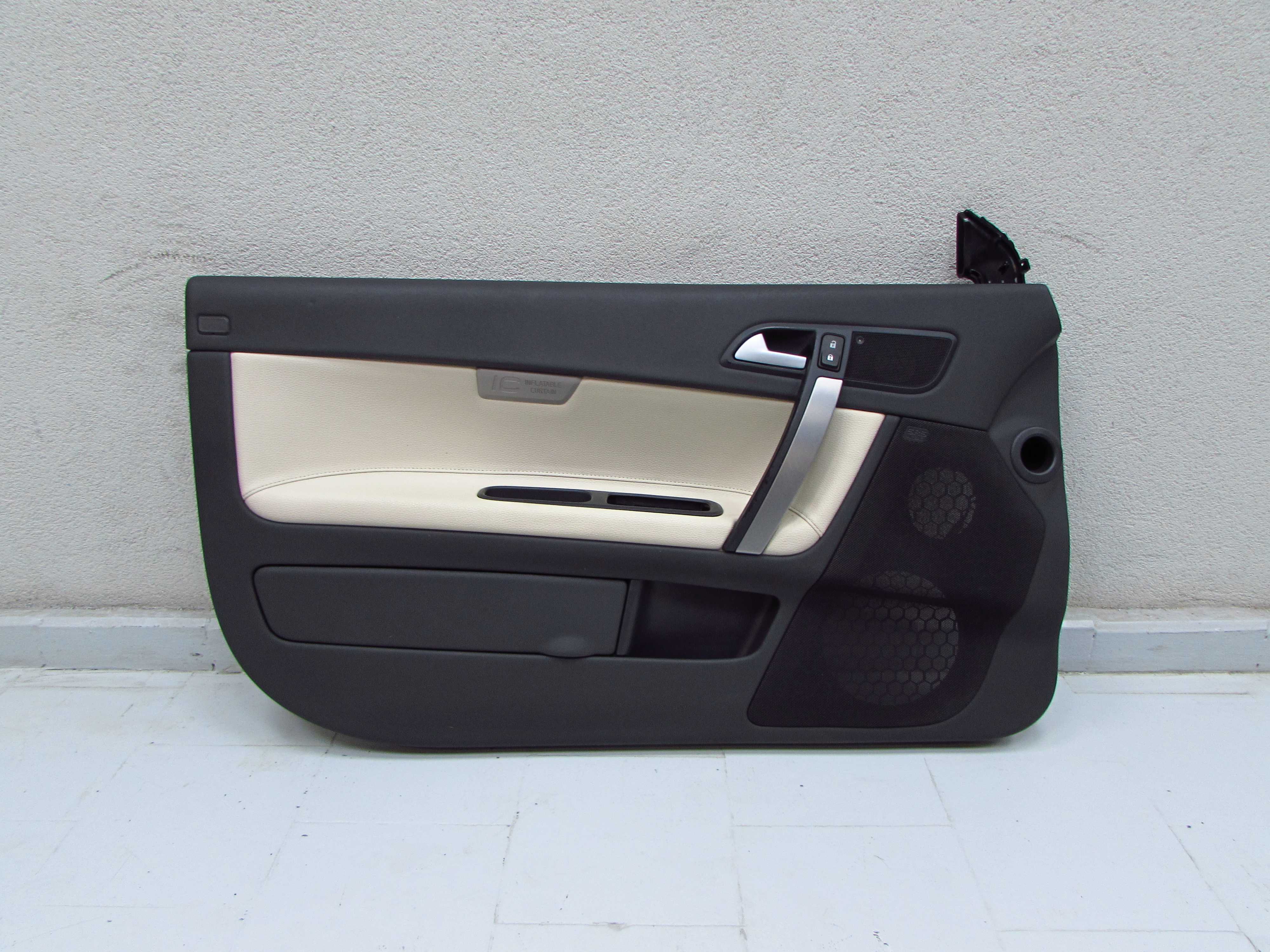 VOLVO C70 II CABRIO 06-13 BOCZEK TAPICERKA DRZWI LEWY SKORA BEZOWA 39865122