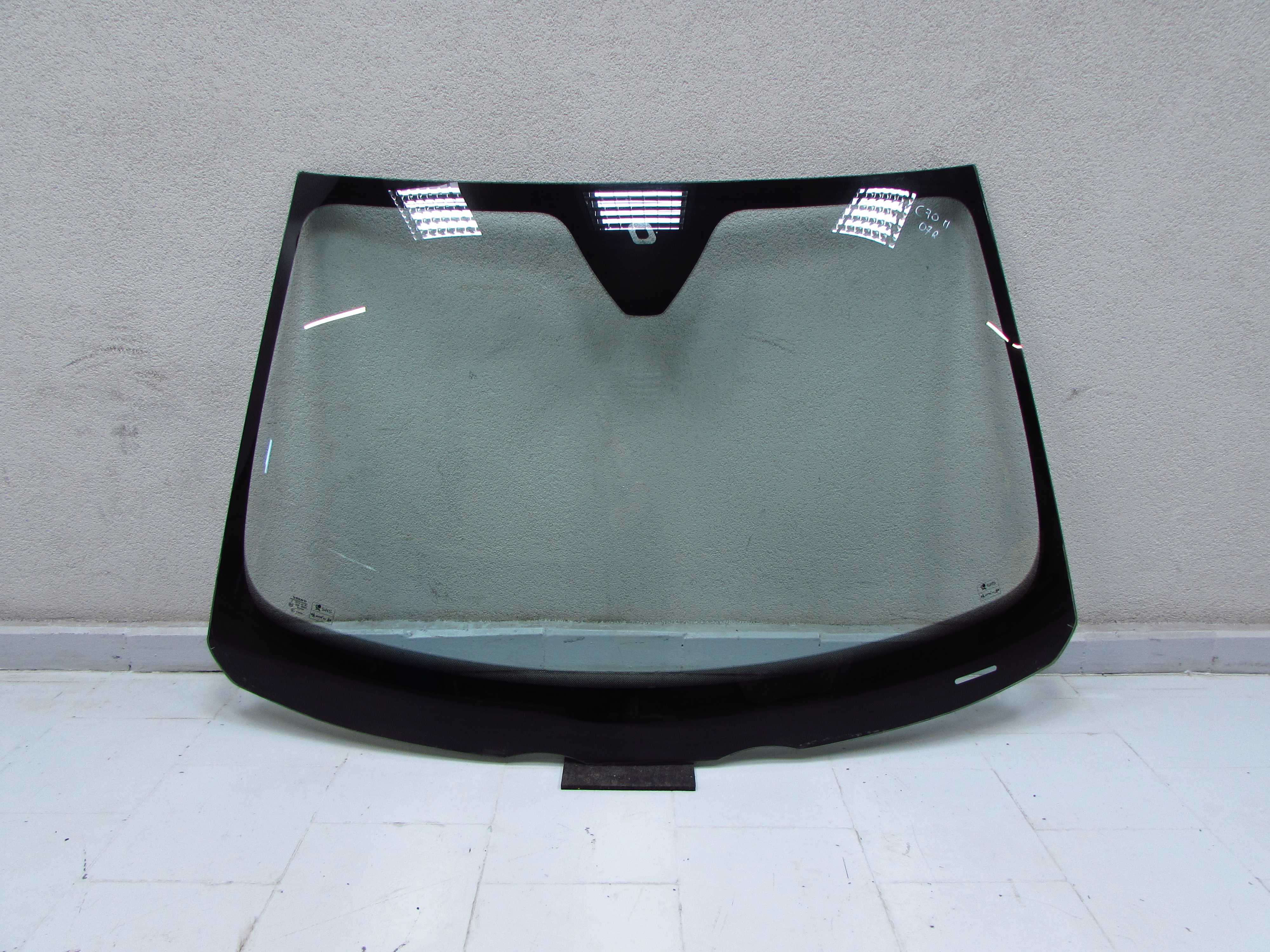 VOLVO C70 II 06-13 SZYBA PRZOD PRZEDNIA CZOLOWA SENSOR 07R