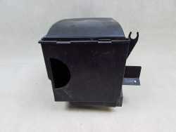 VOLVO S40 V50 C70 SKRZYNKA OBUDOWA AKUMULATORA 30667941 30795183 04-12