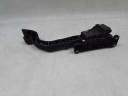 VOLVO C30 S40 II V50 C70 2.4 D5 04-13 PEDAL POTENCJOMETR GAZU 4M51-9F836-DK