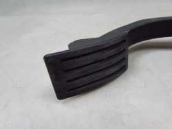 VOLVO C30 S40 II V50 C70 2.4 D5 04-13 PEDAL POTENCJOMETR GAZU 4M51-9F836-DK