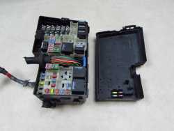 VOLVO C30 S40 V50 S60 C70 SKRZYNKA BEZPIECZNIKOW 8688040 518818000