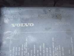 VOLVO C30 S40 V50 S60 C70 SKRZYNKA BEZPIECZNIKOW 8688040 518818000